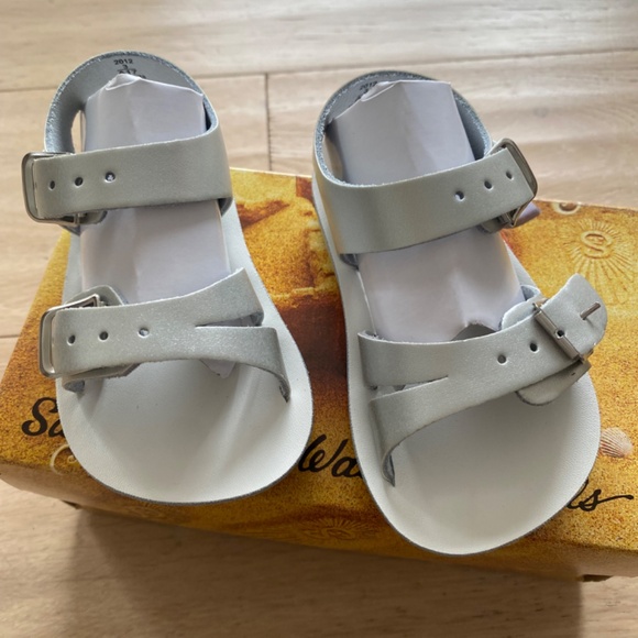 Sun Sand Sea Wee Salt Water Sandals In Silver Toddler Size 3 - Picture 3 of 7